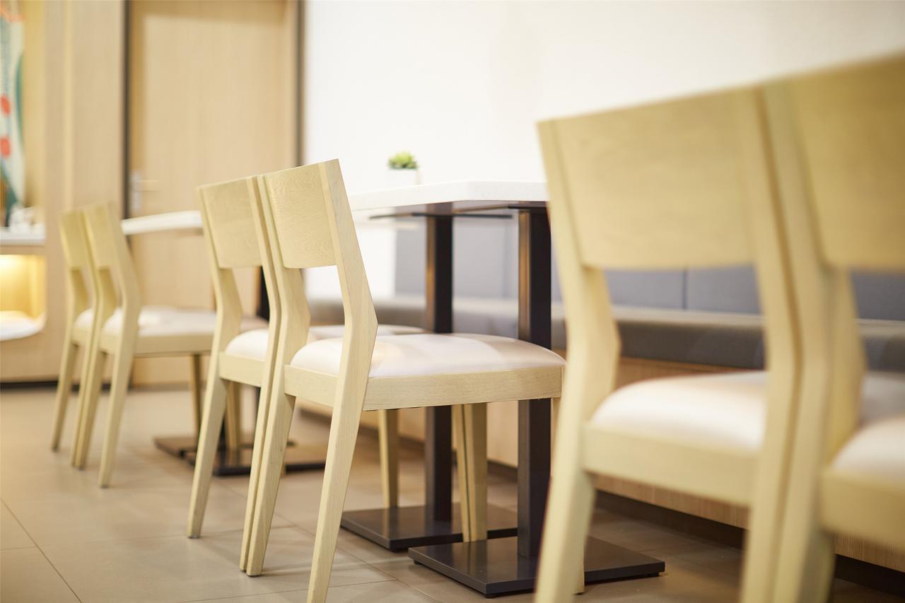 Hanting Hotel Shanghai Pudong Airport Zhuqiao Экстерьер фото